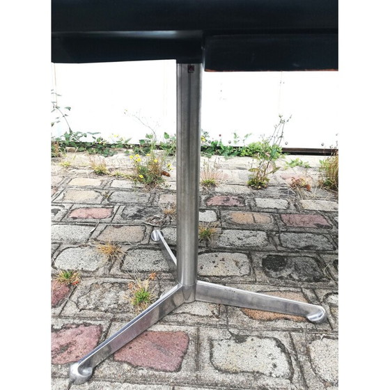 Image 1 of Vintage bureau T90 van Osvaldo Borsani voor Techno