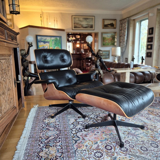 Image 1 of Vitra - Charles & Ray Eames - Lounge Stoel Met Ottoman (2) - Model 670 & 671