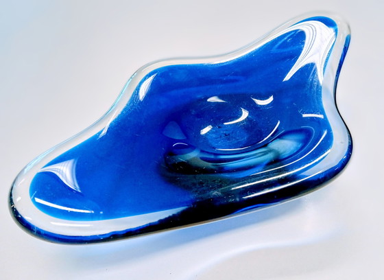 Image 1 of Grote oude Murano blauwe kunst glazen kom