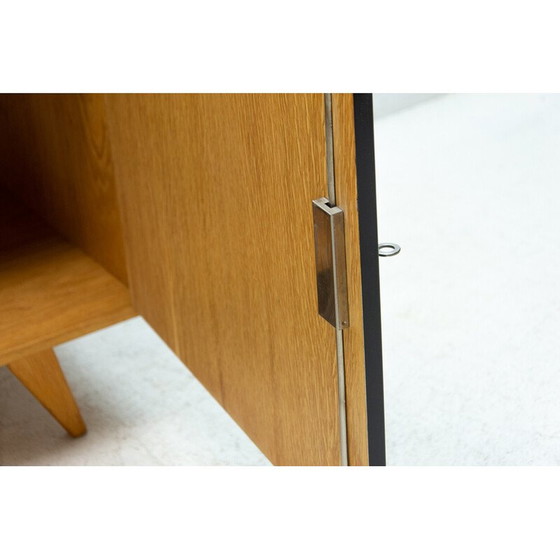 Image 1 of Vintage U-450 lowboard in beuken van Jiří Jiroutek voor Interiér Praha, Tsjecho-Slowakije 1960