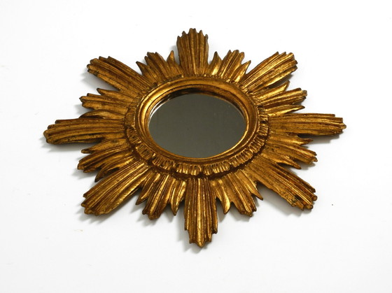 Image 1 of Prachtige Italiaanse Mid Century Sunburst Wandspiegel Van Hout Verguld