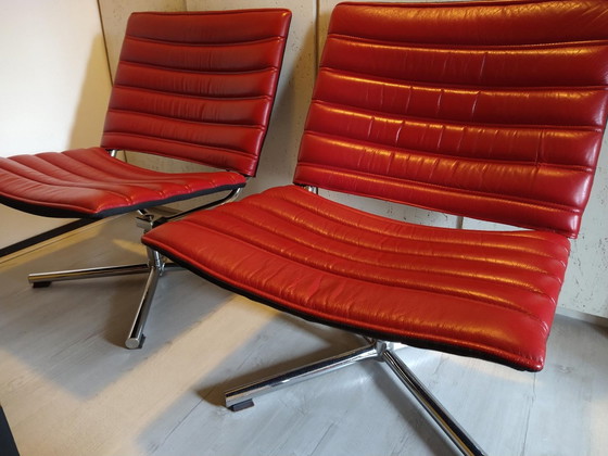Image 1 of 2 'Lazy' fauteuils van Hulshoff Design