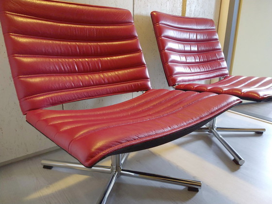 Image 1 of 2 'Lazy' fauteuils van Hulshoff Design