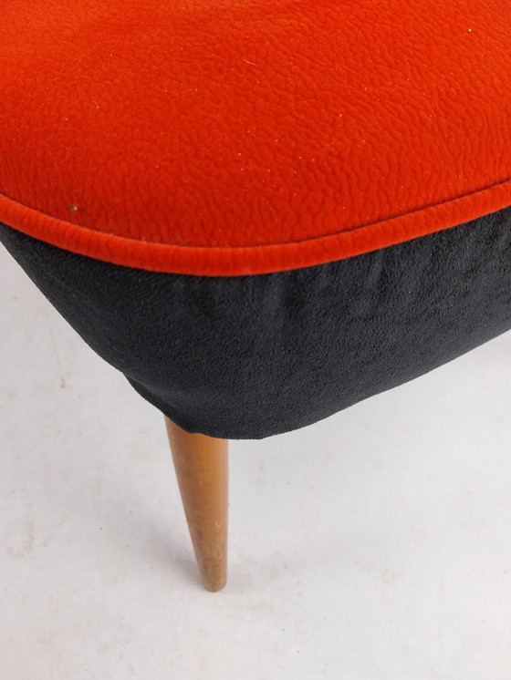 Image 1 of 2 x cocktail stoelen nieuwe bekleding in top conditie. 1950S 