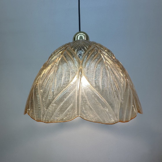 Image 1 of Peil & Putzer glazen bladhanglamp, jaren 70