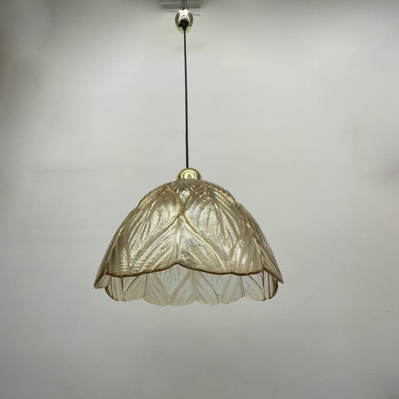 Image 1 of Peil & Putzer glazen bladhanglamp, jaren 70