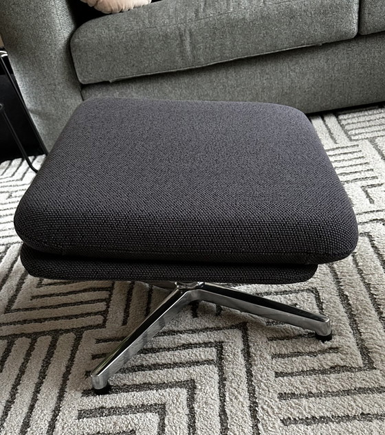 Image 1 of Gelderland 400 Fauteuil Met Hocker Stoffen Bekleding