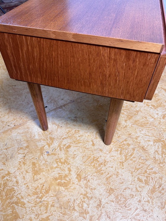 Image 1 of Mid Century Retro Vintage Teak Klein Telefoonmeubel 1960