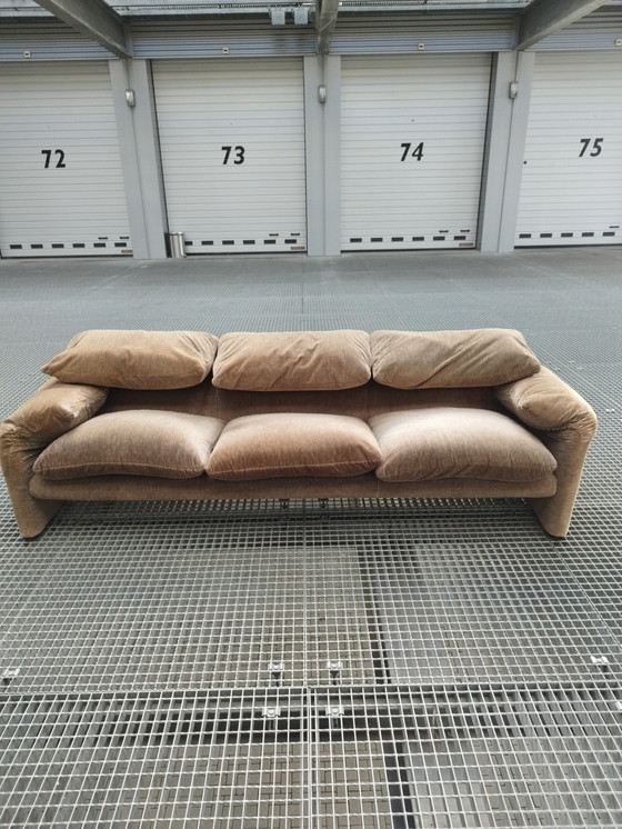 Image 1 of Cassina Maralunga 3 Zits Bank Originele Bekleding 2 Colors 