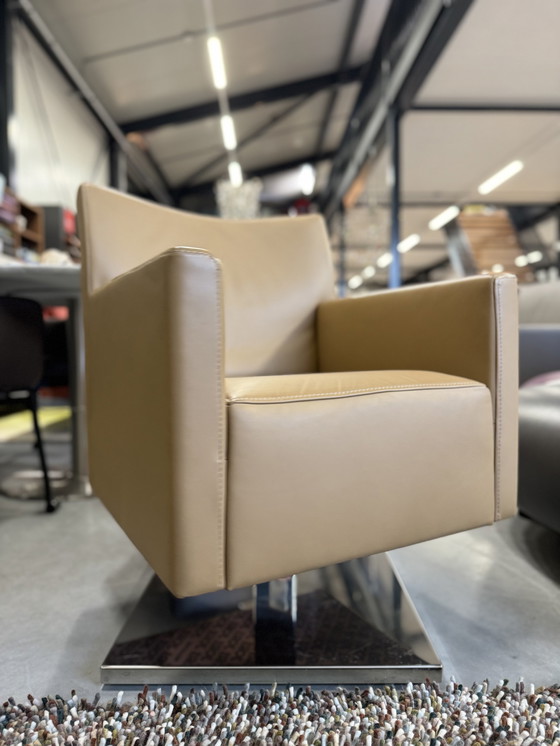 Image 1 of Jori Kubolo Fauteuil Beige leer Design stoel