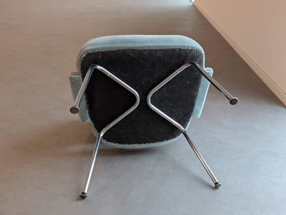 Image 1 of Knoll - Saarinen Executive Side Chair Armless No. 72