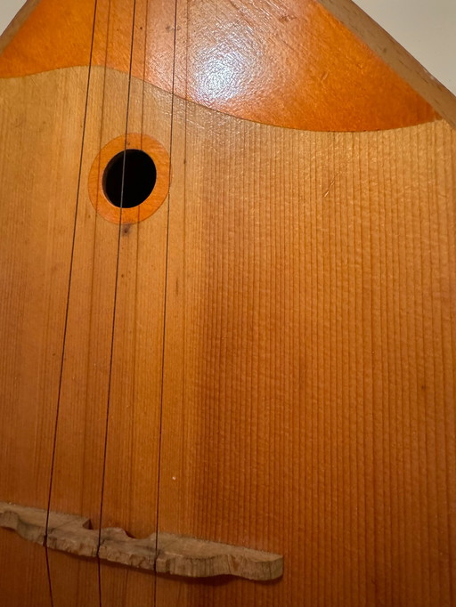 Balalaika 60