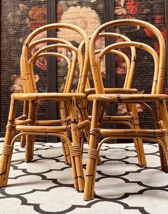 Image 1 of 4 Vintage Bamboe Eetkamerstoelen Met Webbing Zitting In Thonet Model 14