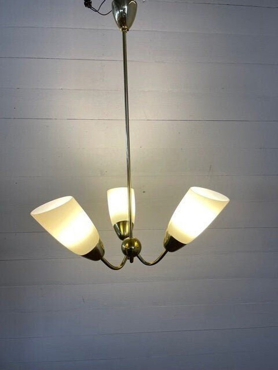 Image 1 of Vintage hanglamp ArtDeco 3 armen geel glas en messing