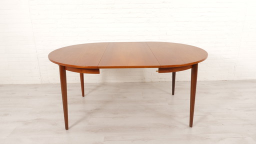 Vintage Eettafel | Rond | Teak | Uitschuifbaar | 114 Cm