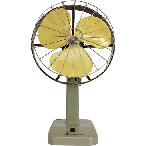 Vintage plastic en metalen tafelventilator van Strojsmalt, Tsjecho-Slowakije 1950