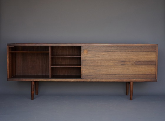 Image 1 of Model 20 Rozenhouten dressoir van Niels Otto Møller voor J.L.Møllers, jaren 1960