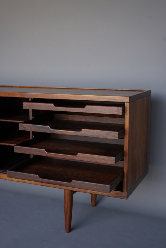 Image 1 of Model 20 Rozenhouten dressoir van Niels Otto Møller voor J.L.Møllers, jaren 1960