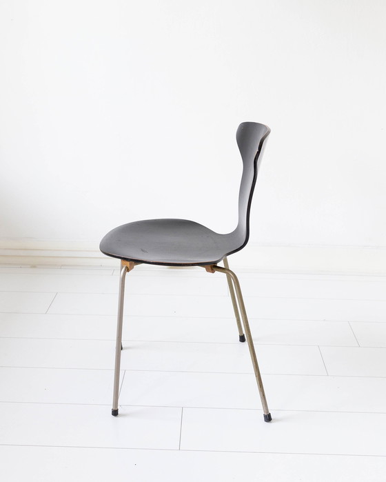 Image 1 of Set Van Twee Arne Jacobsen Mosquito Eetkamerstoelen