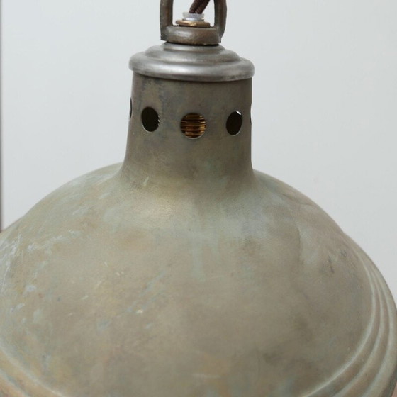 Image 1 of Vintage hanglamp van gepatineerd metaal en holofaan glas, Frankrijk 1950