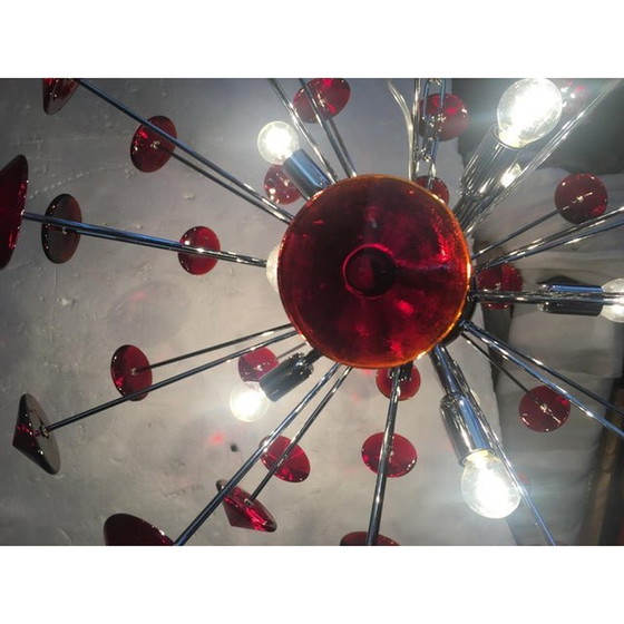 Image 1 of Italiaanse handgemaakte Murano kroonluchter met rood spoetnikglas