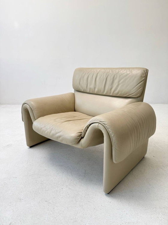 Image 1 of Ivoorkleurige fauteuil van De Sede model Ds-2011/01