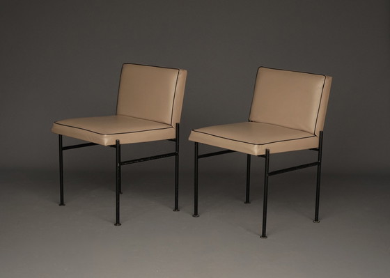 Image 1 of Modernistische bijzetstoelen van Wim Den Boon, jaren 1960. Set van 2