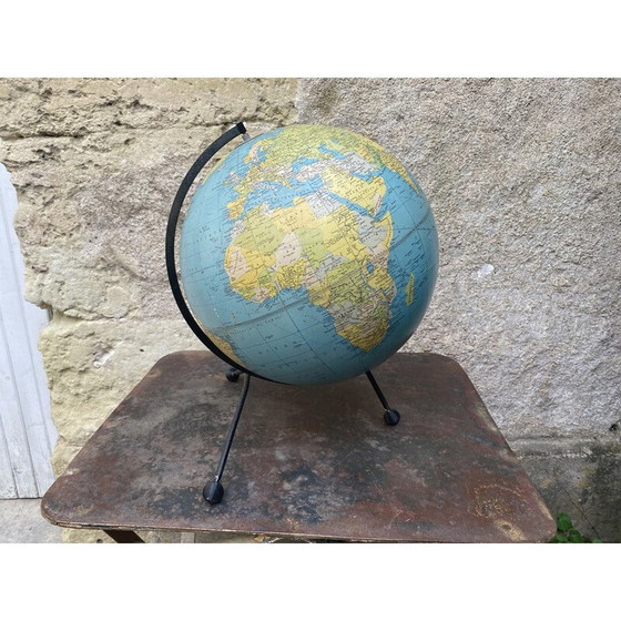 Image 1 of Vintage kartonnen wereldbol, 1967