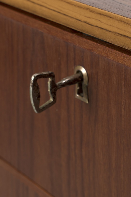 Image 1 of Vintage teak ladekast