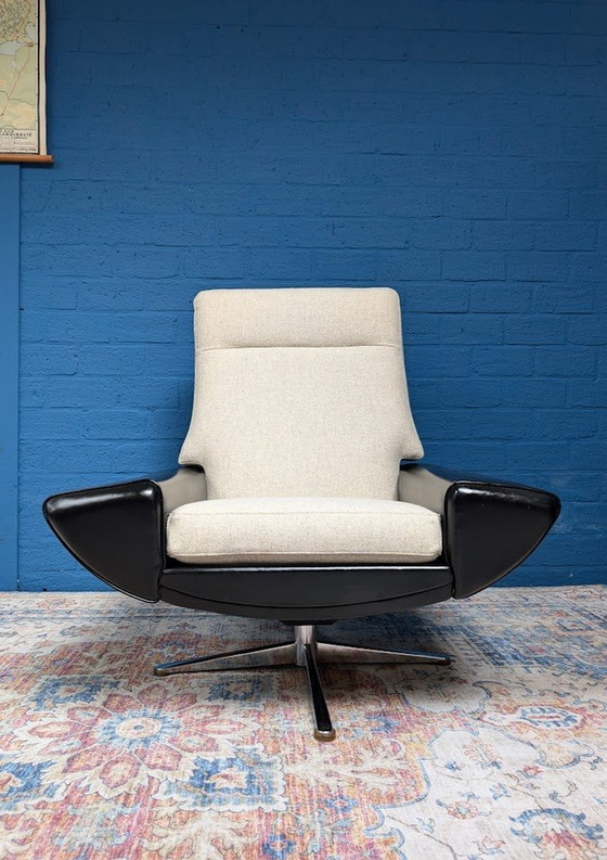 Image 1 of Vintage Deens Design Fauteuil