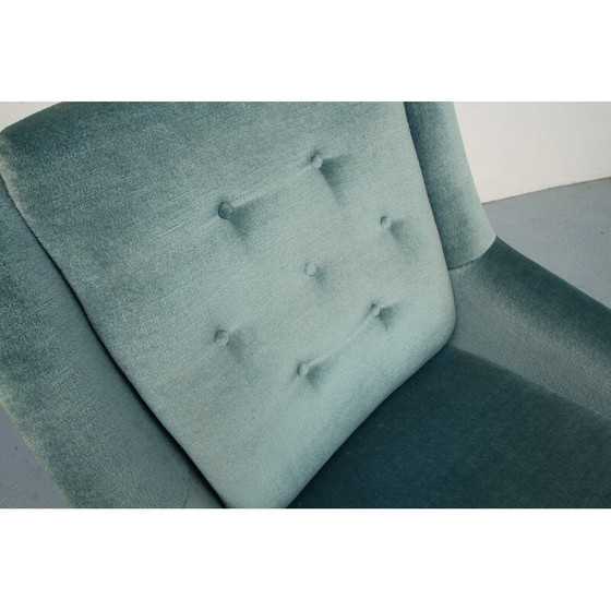 Image 1 of Vintage clubfauteuil in blauw fluweel, jaren 1950