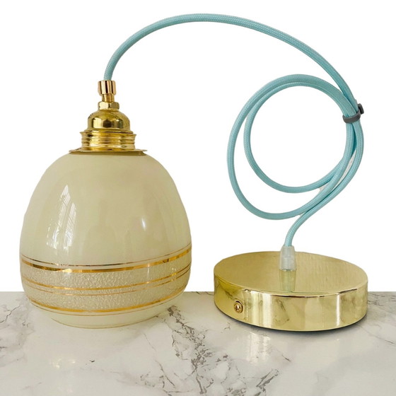 Image 1 of Vintage hanglampje beige glas goud