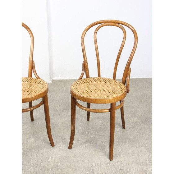 Image 1 of Paar vintage No. 18 eetkamerstoelen