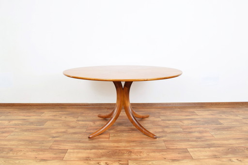 Mid Century Notenhouten tafel van Alma, 1960S.