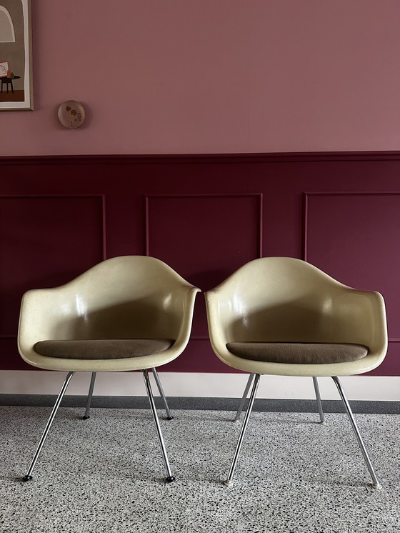 Image 1 of 2x Charles & Ray Eames Fiberglass “SAX” Chairs for Herman Miller 1970s