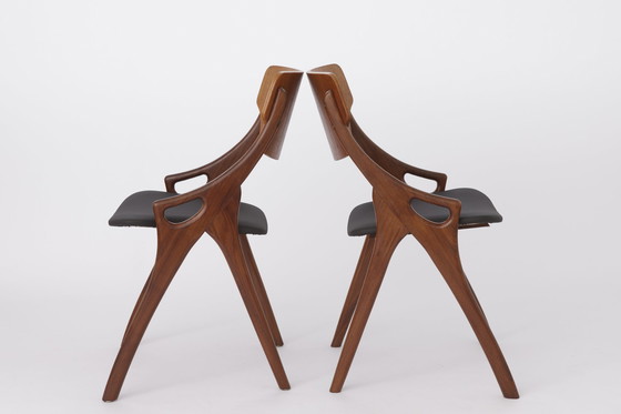 Image 1 of Paar Arne Hovmand Olsen stoelen voor Mogens Kold jaren 50 Teak