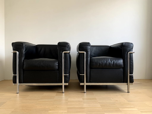 2x Cassina LC2 Le corbusier fauteuil