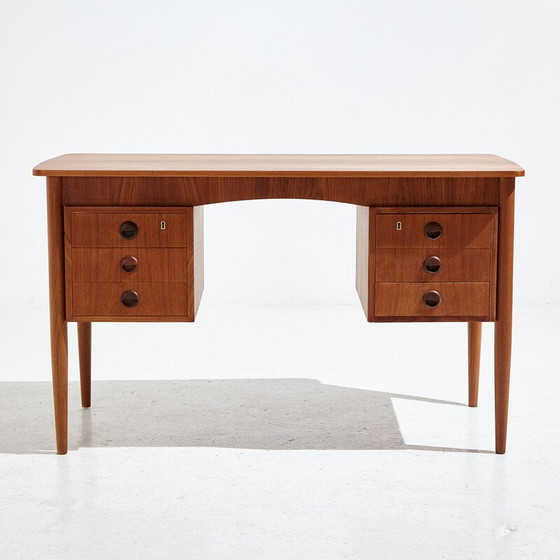 Image 1 of Vintage teakhouten bureau met 6 laden, 1970