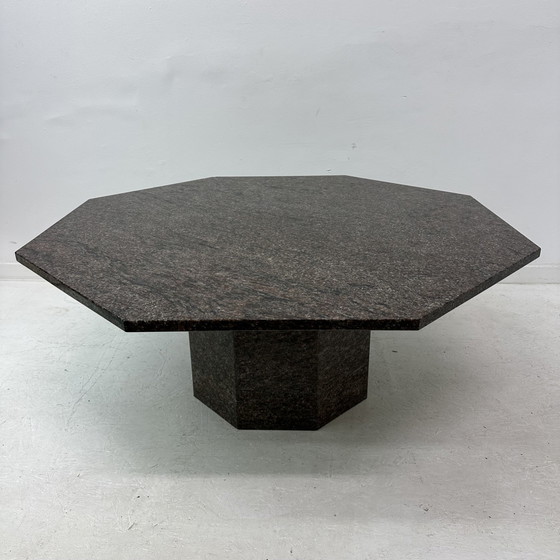 Image 1 of Mid Century Hexagonale Granieten Salontafel, 1980'S