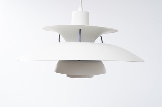 Image 1 of PH5 Hanglamp van Poul Henningsen