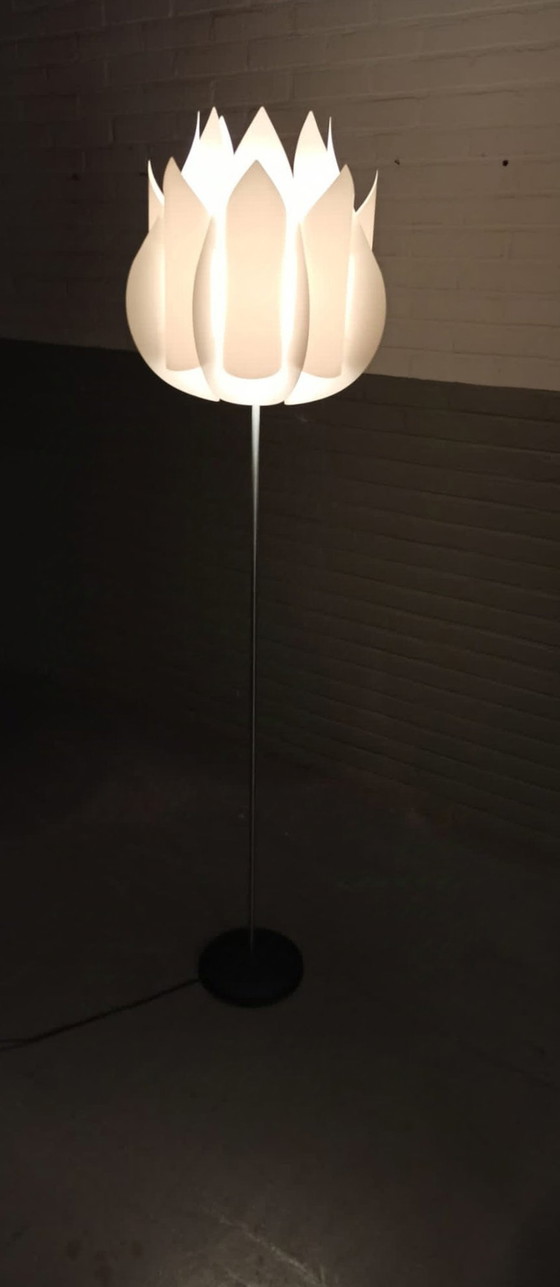 Image 1 of Brylle & Jacobsen Knappa Tulpan Tulp Vloerlamp