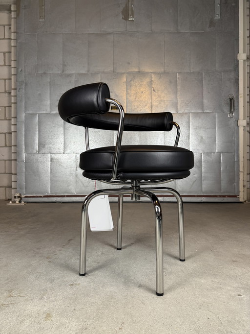 Cassina Lc7 Fauteuil By Le Corbusier (More In Stock)