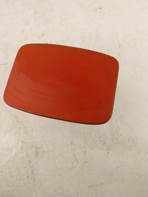 1 x plantentafel in rood vinyl met mooie gevormde pootjes 