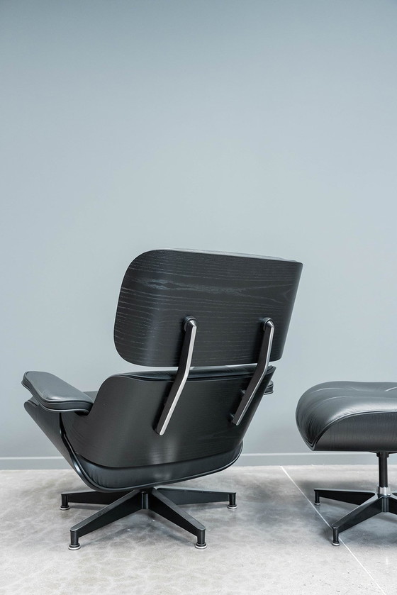 Image 1 of Eames Lounge Stoel + Ottoman Xl