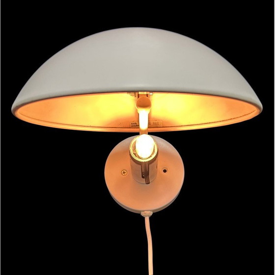 Image 1 of Vintage "PH Hat" wandlamp in wit geschilderd staal van Poul Henningsen voor Louis Poulsen, 1960