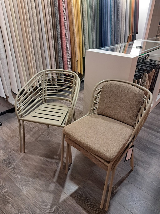 Set Van 4 Cancún Eetkamerstoelen (Binnen En Buiten) Met 2 Setjes Kussens