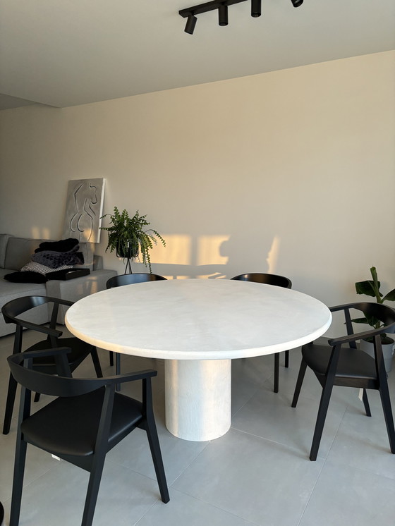 Image 1 of Mortex Rond tafel