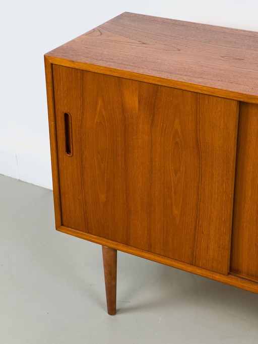 Deens teakhouten dressoir van Carlo Jensen voor Hundevad & Co, 1960S