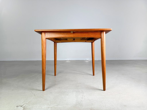 Originele Midcentury Carlsson & Co eettafel teak vintage uitschuifbaar