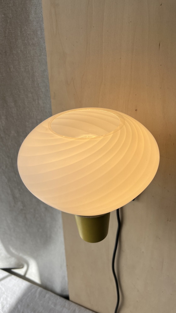 Image 1 of Vintage Anvia wandlamp met swirl